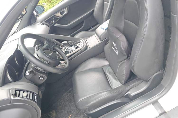 Used Jaguar F-TYPE 2016 3.0 SC Hardtop Version Left Front Seat
