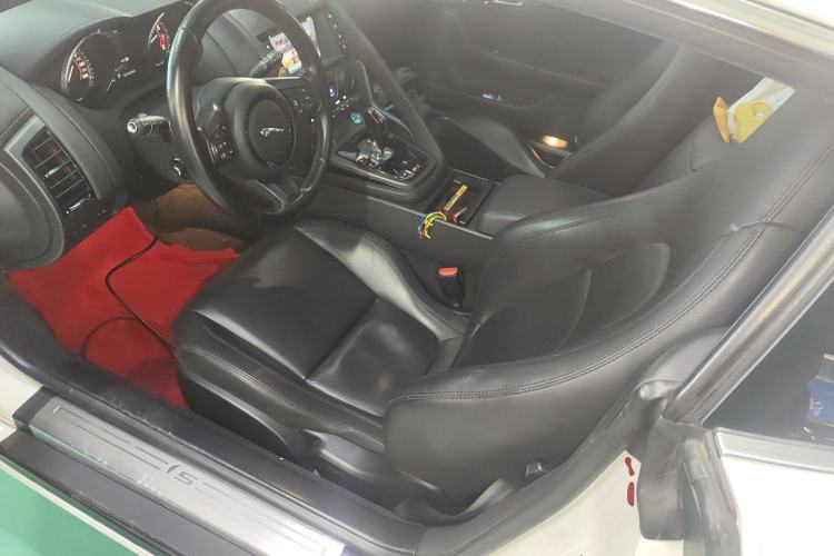 Used Jaguar F-TYPE 2016 3.0 SC S Hardtop Version Left Front Seat