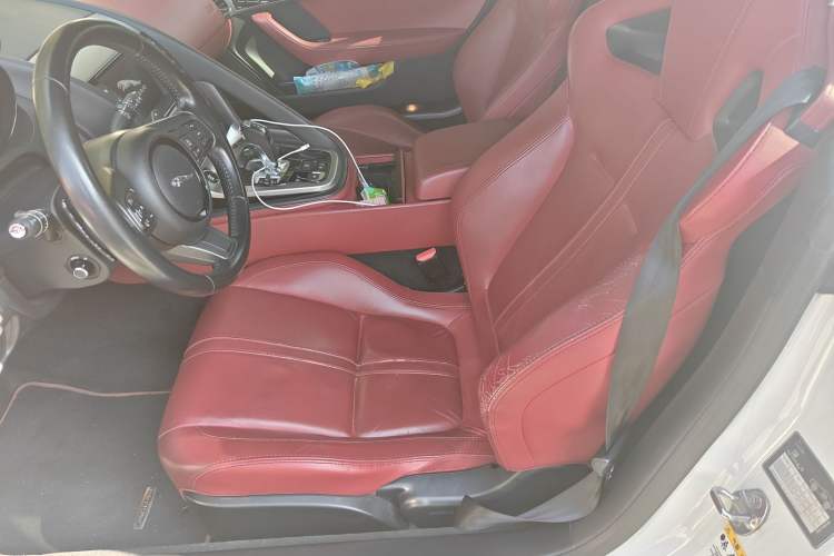 Used Jaguar F-TYPE 2016 3.0 SC Hardtop Version Left Rear Seat
