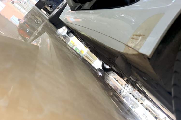 Used Jaguar F-TYPE 2016 3.0 SC Hardtop Version Left Side Sill