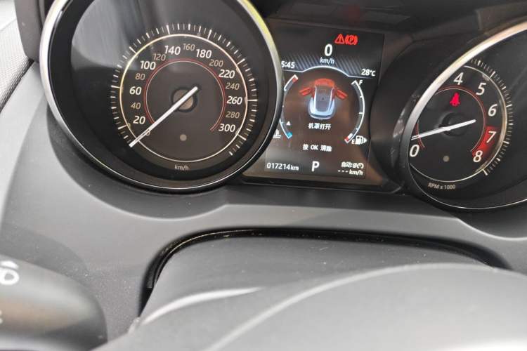 Used Jaguar F-TYPE 2016 3.0 SC Hardtop Version Odometer Close Up