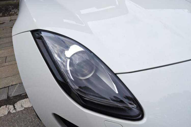Used Jaguar F-TYPE 2016 3.0 SC Hardtop Version Right Front Headlight