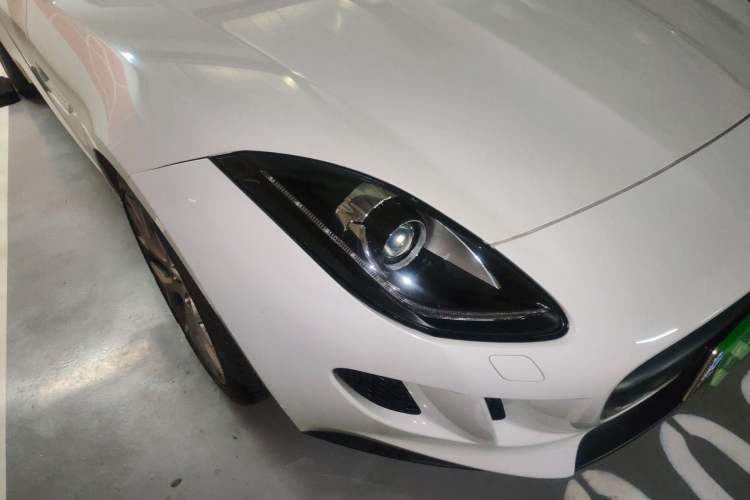 Used Jaguar F-TYPE 2016 3.0 SC Hardtop Version Right Front Headlight