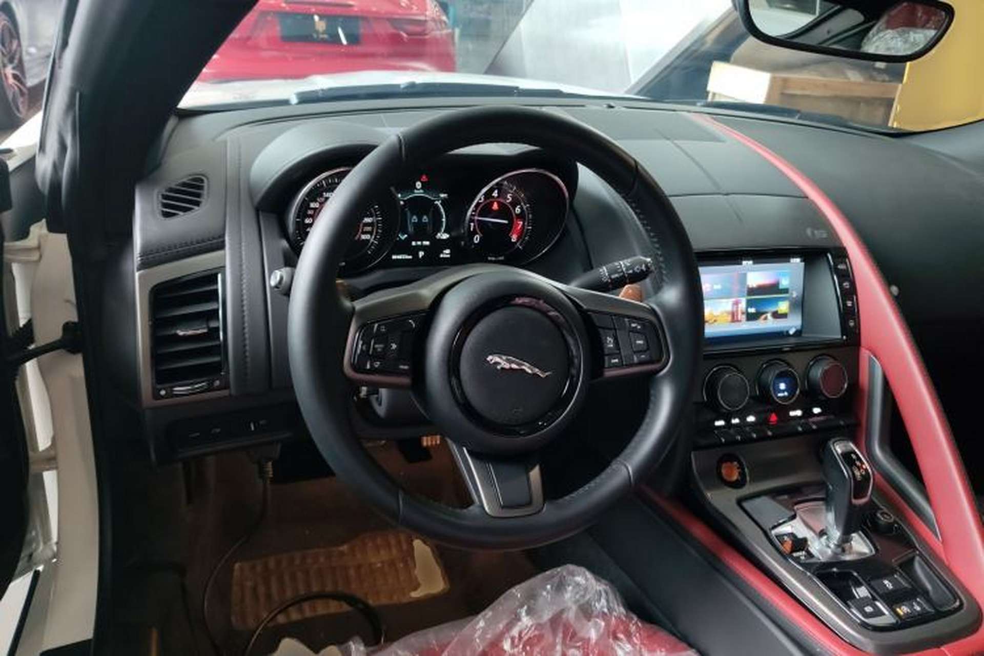 Used Jaguar F-TYPE 2016 3.0 SC S Hardtop Version Steering Wheel