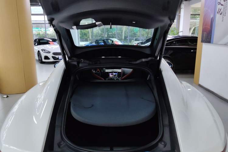 Used Jaguar F-TYPE 2016 3.0 SC Hardtop Version Trunk