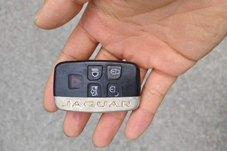 Used Jaguar F-TYPE 2016 3.0 SC Hardtop Version Vehicle Key