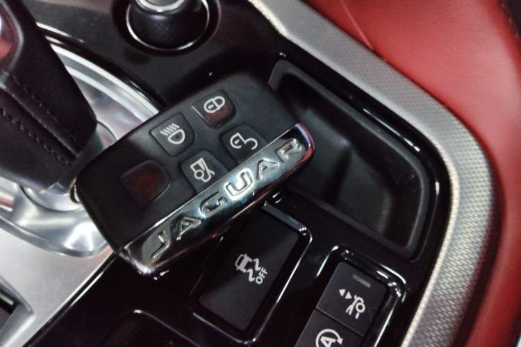 Used Jaguar F-TYPE 2016 3.0 SC Hardtop Version Vehicle Key