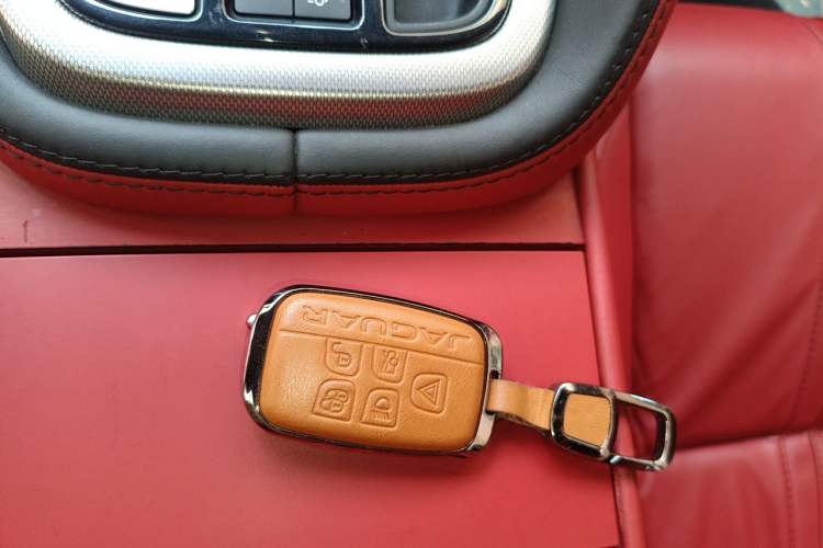 Used Jaguar F-TYPE 2016 3.0 SC Hardtop Version Vehicle Key