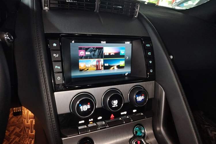 Used Jaguar F-TYPE 2016 3.0 SC Hardtop Version Audio And AC Panel