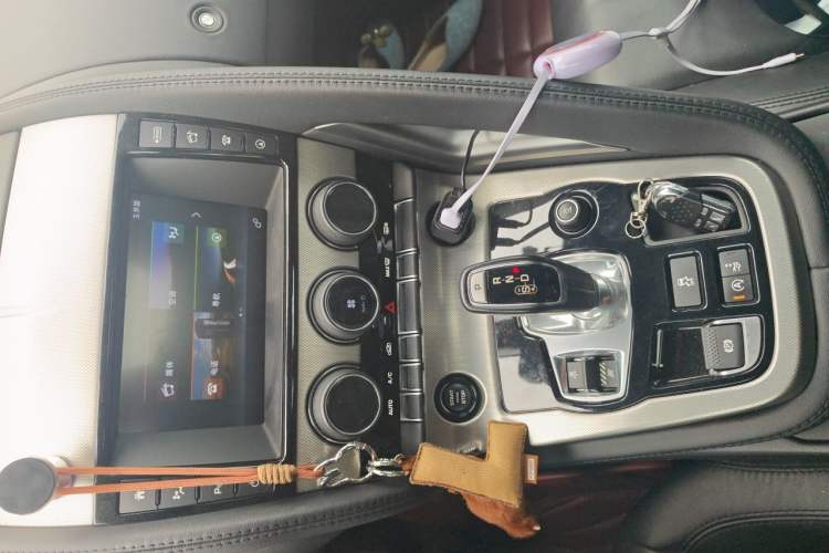 Used Jaguar F-TYPE 2016 3.0 SC Hardtop Version Audio And AC Panel