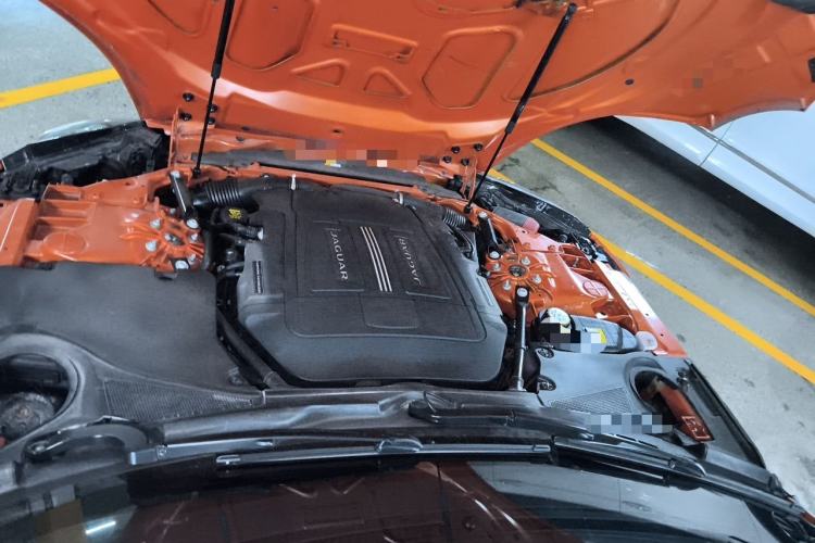 Used Jaguar F-TYPE 2016 3.0 SC Hardtop Version Engine Bay
