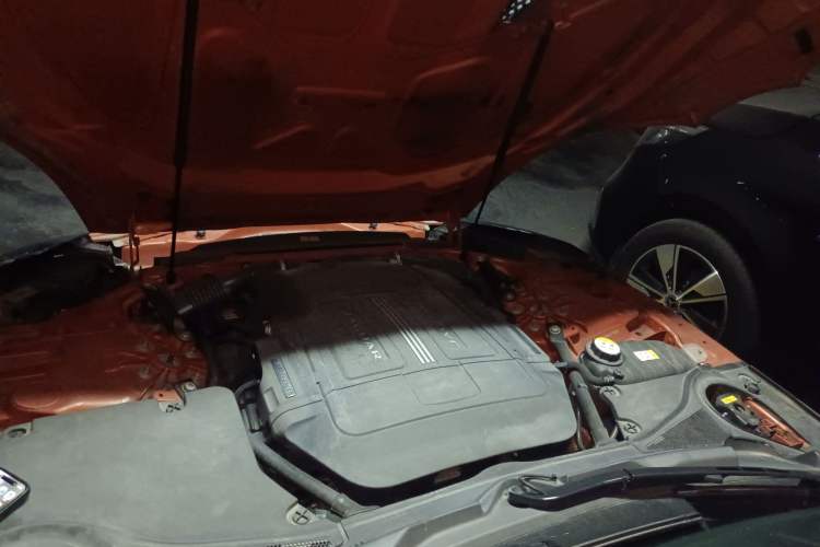 Used Jaguar F-TYPE 2016 3.0 SC Hardtop Version Engine Bay