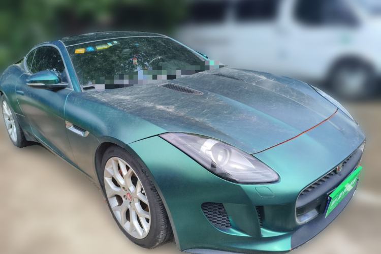 Used Jaguar F-TYPE 2016 3.0 SC Hardtop Version Front Right 45 Deg