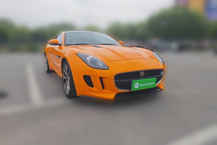 Used Jaguar F-TYPE 2016 3.0 SC Hardtop Version Front Right 45 Deg