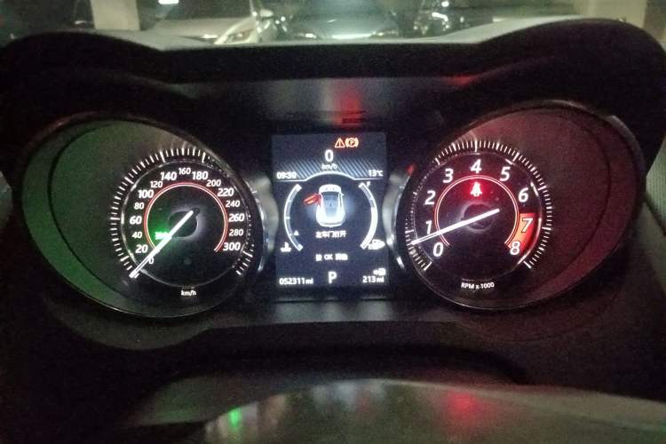 Used Jaguar F-TYPE 2016 3.0 SC Hardtop Version Instrument Cluster