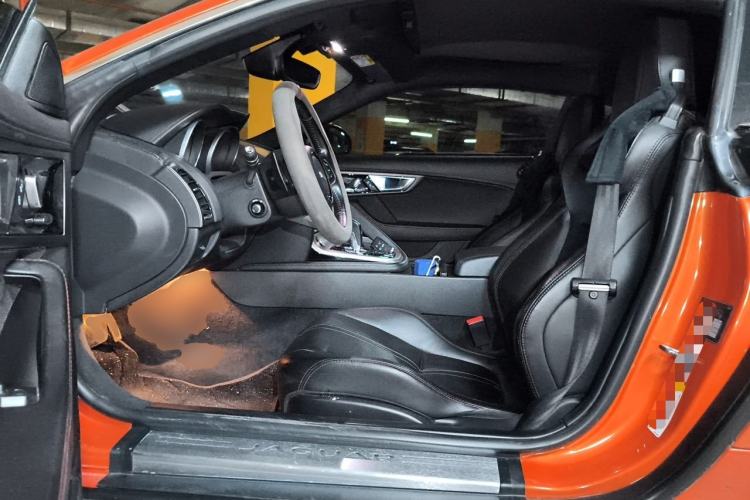 Used Jaguar F-TYPE 2016 3.0 SC Hardtop Version Left Front Seat