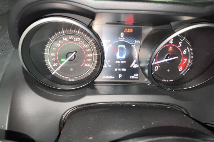 Used Jaguar F-TYPE 2016 3.0 SC Hardtop Version Odometer Close Up