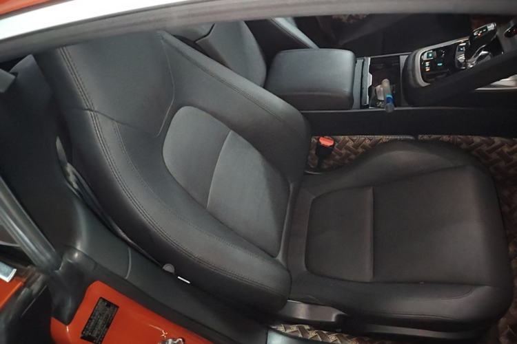 Used Jaguar F-TYPE 2016 3.0 SC Hardtop Version Right Front Seat