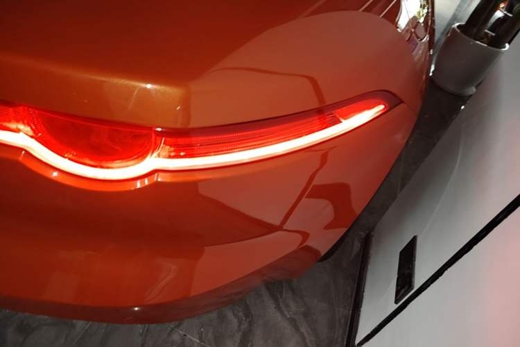 Used Jaguar F-TYPE 2016 3.0 SC Hardtop Version Right Rear Taillight