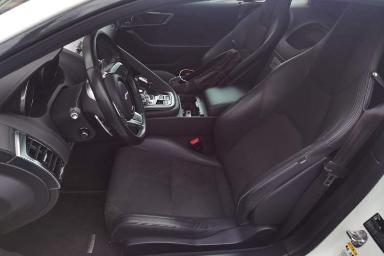 Used Jaguar F-TYPE 2018 3.0 SC Hardtop Version Left Front Seat