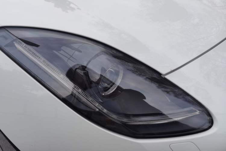 Used Jaguar F-TYPE 2018 3.0 SC Hardtop Version Right Front Headlight