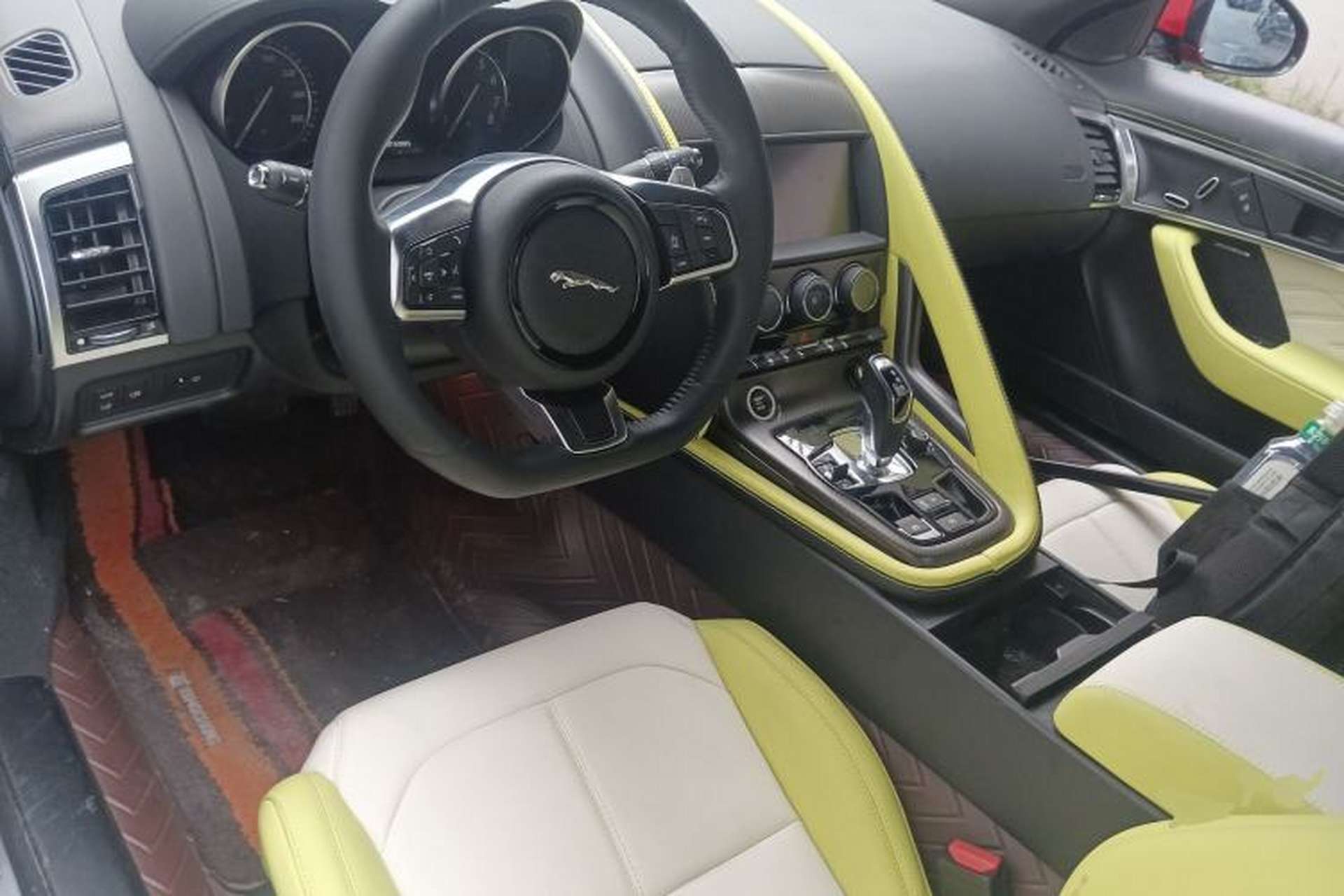 Used Jaguar F-TYPE 2019 3.0 SC Hardtop Version Center Console