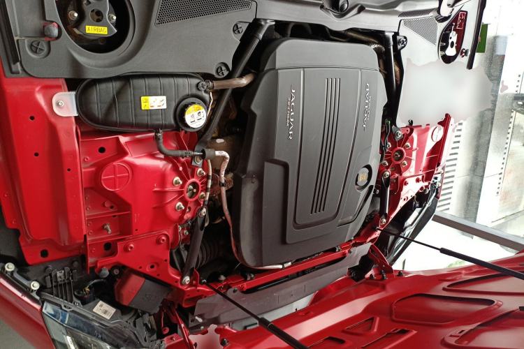 Used Jaguar F-TYPE 2019 2.0T Hardtop Version Engine Bay