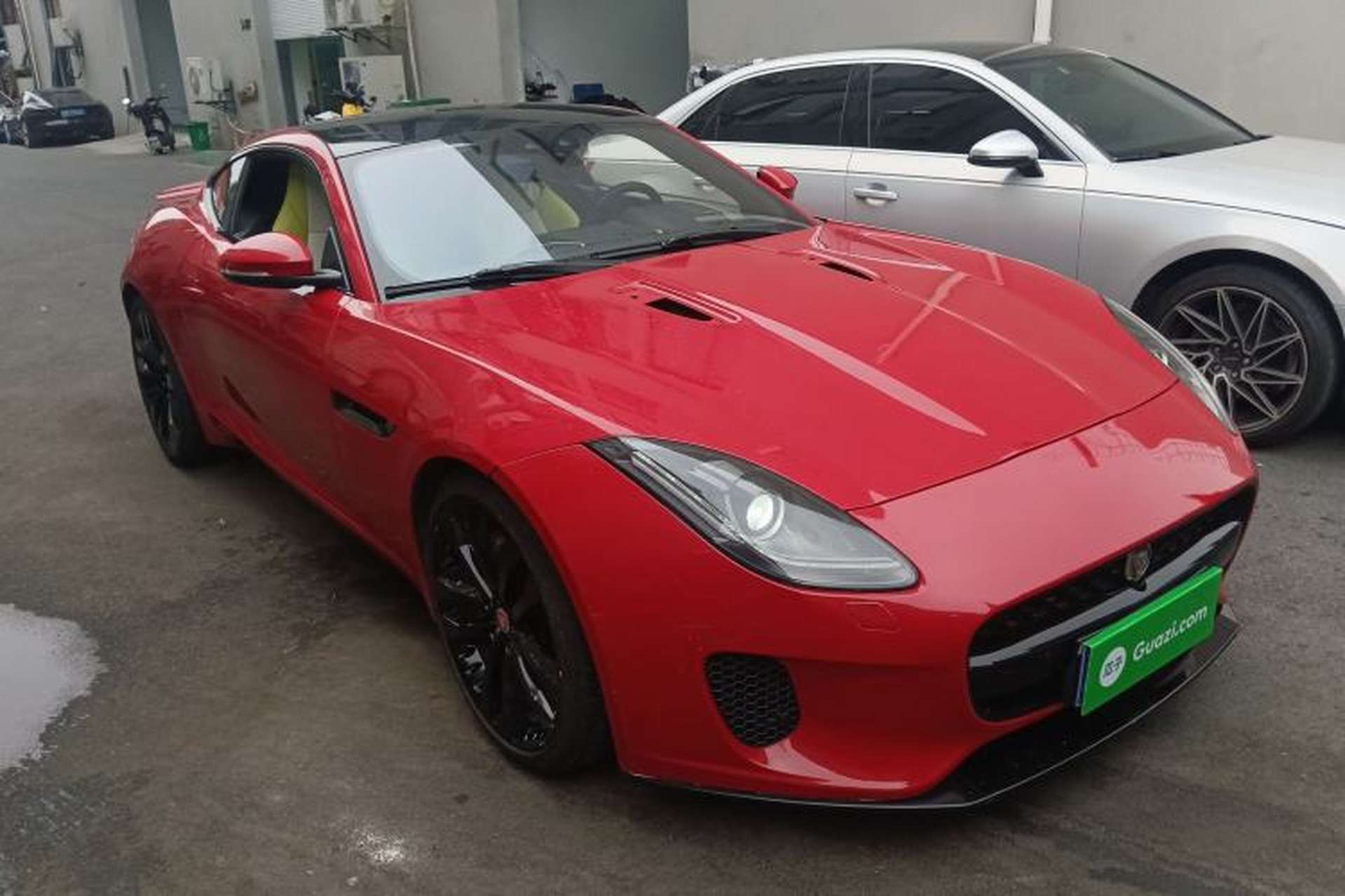 Used Jaguar F-TYPE 2019 3.0 SC Hardtop Version Front Right 45 Deg