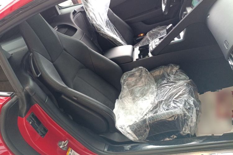 Used Jaguar F-TYPE 2019 2.0T Hardtop Version Right Front Seat