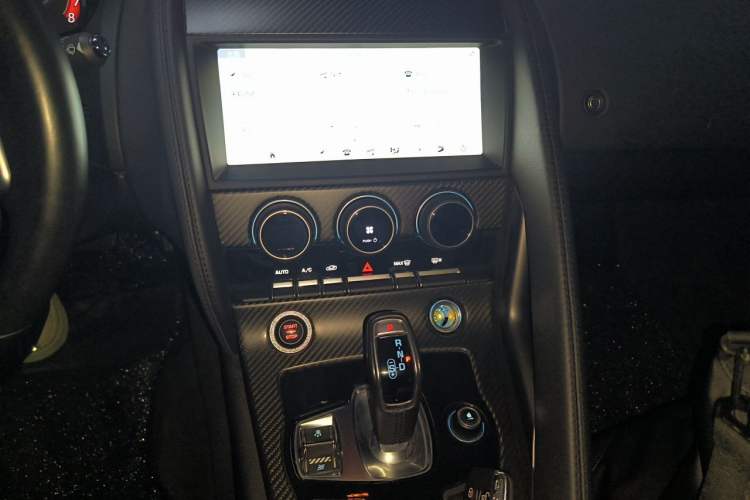 Used Jaguar F-TYPE 2019 2.0T Hardtop Version Audio And AC Panel
