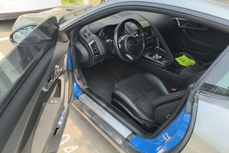 Used Jaguar F-TYPE 2019 2.0T Hardtop Version Driver Seat