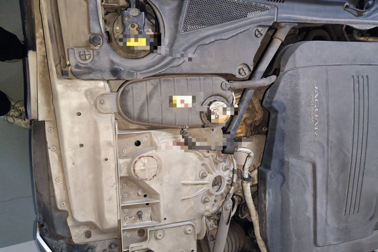 Used Jaguar F-TYPE 2019 2.0T Hardtop Version Engine Bay Right