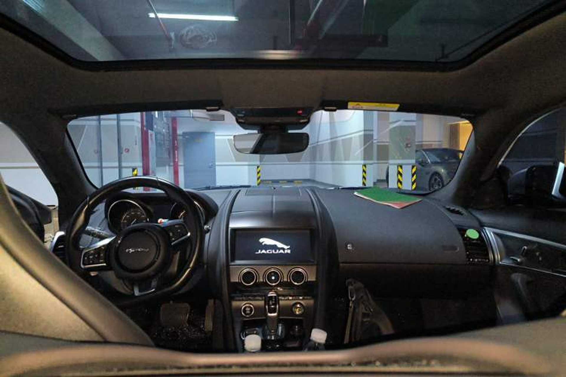 Used Jaguar F-TYPE 2019 2.0T Hardtop Version Headliner
