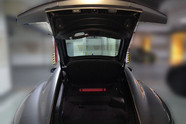 Used Jaguar F-TYPE 2019 2.0T Hardtop Version Trunk