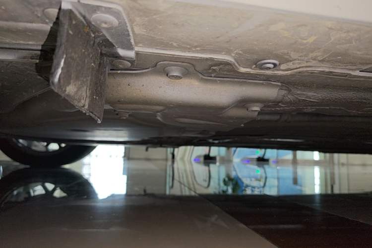 Used Jaguar F-TYPE 2019 2.0T Convertible Edition Chassis Rear Right