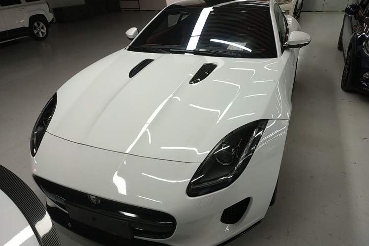 Used Jaguar F-TYPE 2019 2.0T Hardtop Version Exterior 1
