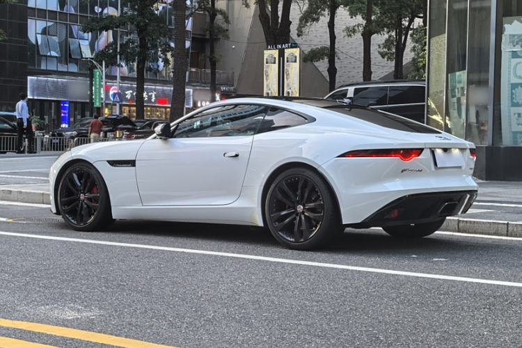 Used Jaguar F-TYPE 2019 2.0T Hardtop Version Exterior 5