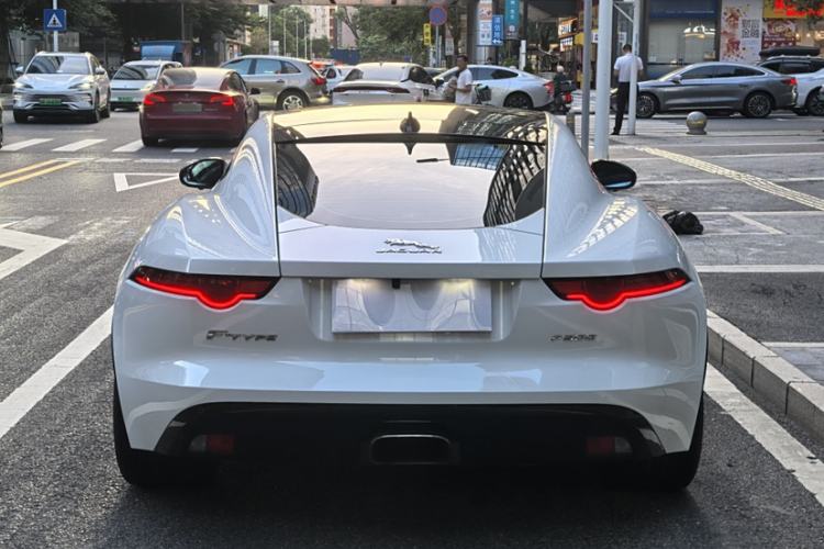 Used Jaguar F-TYPE 2019 2.0T Hardtop Version Exterior 6