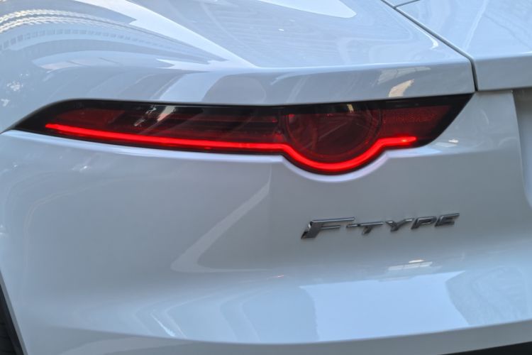 Used Jaguar F-TYPE 2019 2.0T Hardtop Version Exterior 9