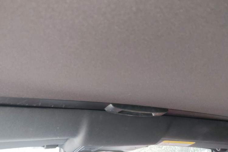 Used Jaguar F-TYPE 2019 2.0T Hardtop Version Headliner