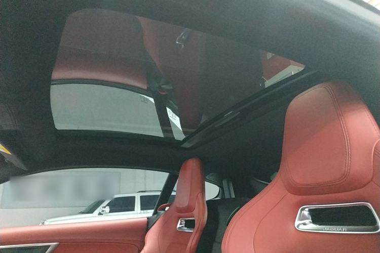 Used Jaguar F-TYPE 2019 2.0T Hardtop Version Headliner