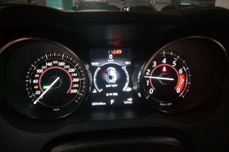Used Jaguar F-TYPE 2019 2.0T Hardtop Version Instrument Cluster