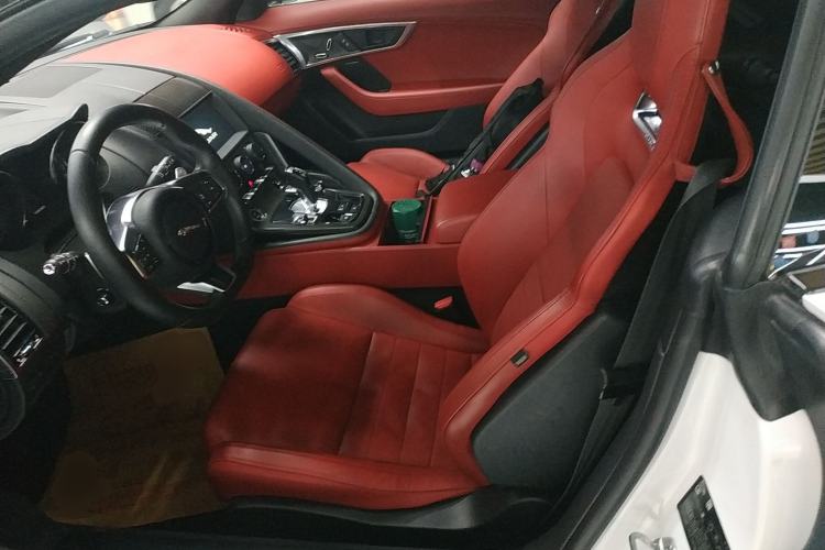 Used Jaguar F-TYPE 2019 2.0T Hardtop Version Interior 4
