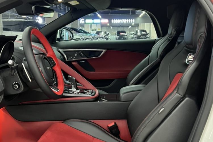 Used Jaguar F-TYPE 2019 2.0T Convertible Edition Interior 4