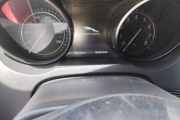 Used Jaguar F-TYPE 2019 2.0T Hardtop Version Odometer Close Up