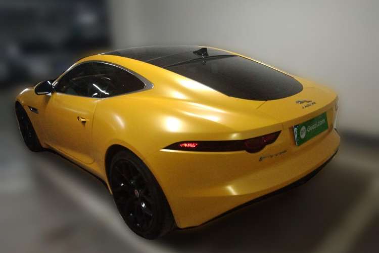 Used Jaguar F-TYPE 2019 2.0T Hardtop Version Rear Left 45 Deg