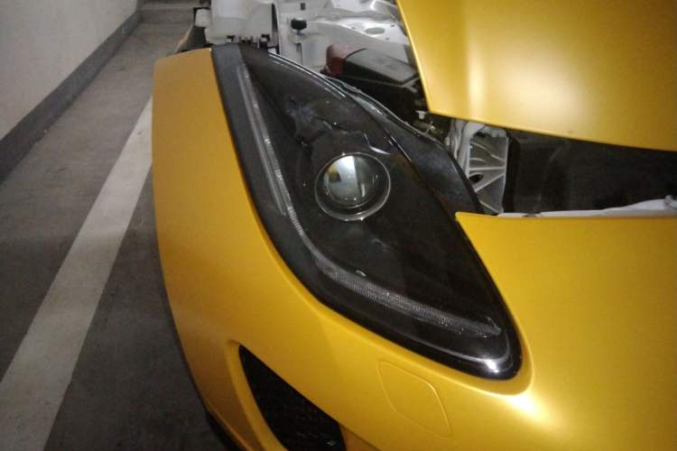 Used Jaguar F-TYPE 2019 2.0T Hardtop Version Right Front Headlight