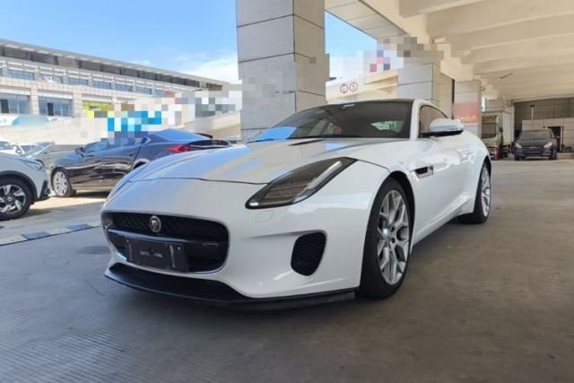 Ojetý Jaguar F-TYPE 2019 2.0T Hardtop Version