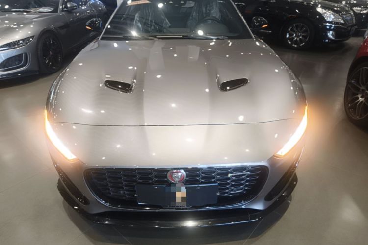 Used Jaguar F-TYPE 2021 P380 All-Wheel-Drive R-Dynamic Hardtop Version Front