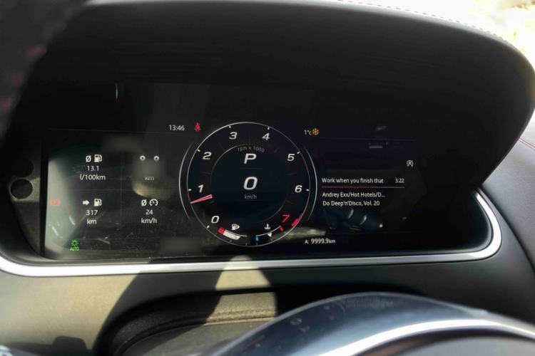 Used Jaguar F-TYPE 2021 P300 Rear-Drive First Edition Hardtop Version Interior 3